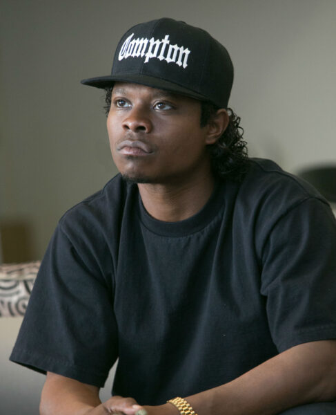 straight outta compton movie online legendado