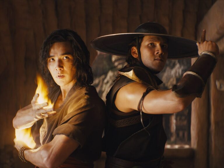 Ludi Lin as Liu Kang and Max Huang as Kung Lao in Mortal Kombat