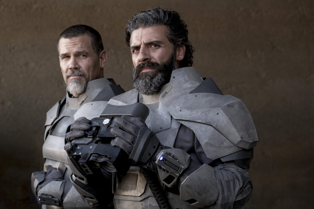 Josh Brolin and Oscar Isaac in DUNE