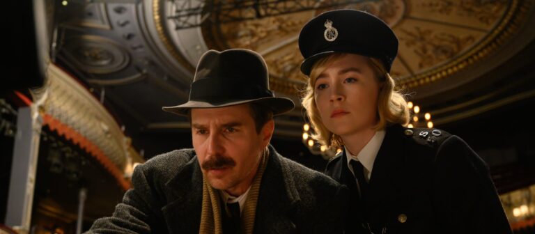 Sam Rockwell and Saoirse Ronan in SEE HOW THEY RUN