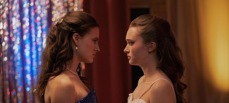 Fina Strazza and India Fowler in Fear Street: Prom Queen